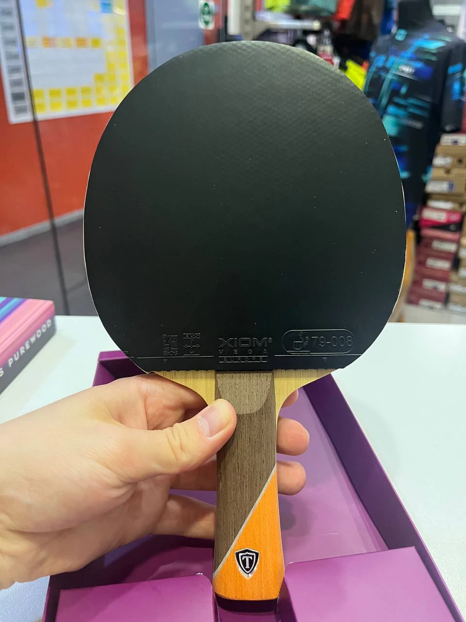 Готовая ракетка Xiom Allround S + 2× Vega Europe